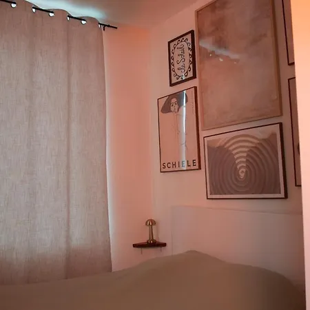 Ecrin Design Et Vegetal Centre Valence