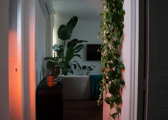 Ecrin Design Et Vegetal Centre *