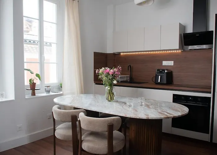 Ecrin Design Et Vegetal Centre Apartman